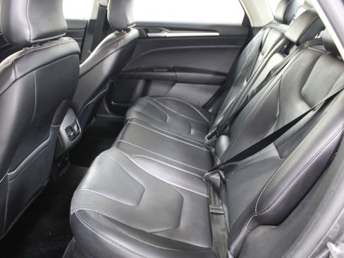 Used 2017 Ford Fusion Titanium FWD image 20