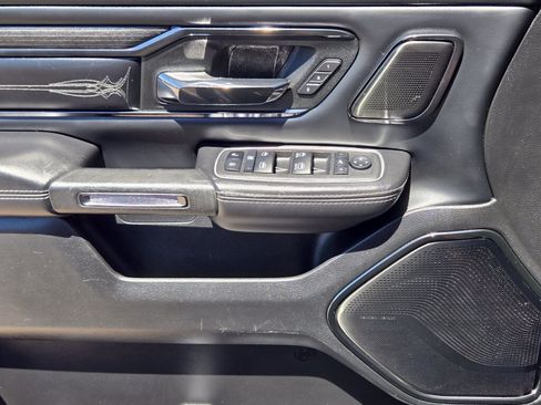Used 2023 RAM 1500 Limited AWD/4WD image 7