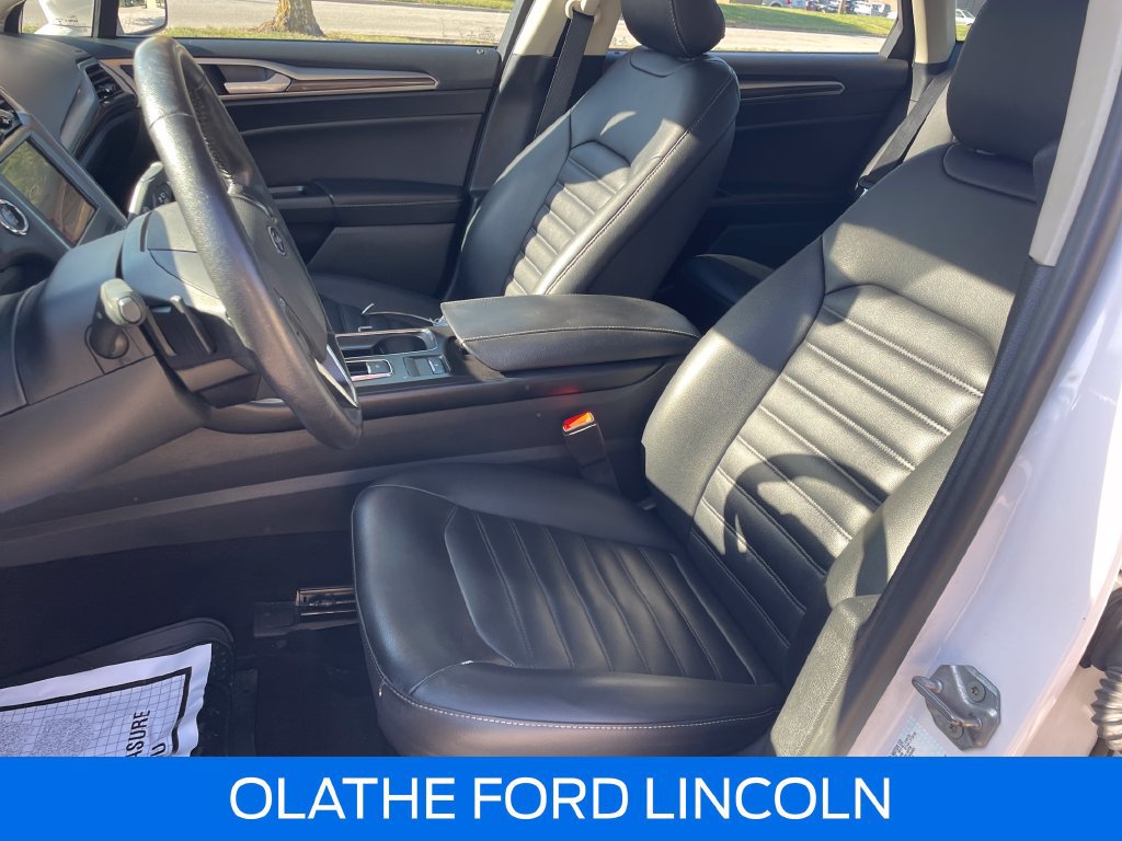 Used 2019 Ford Fusion SEL FWD image 19