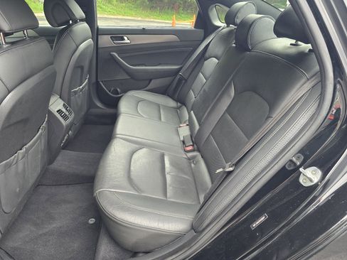 Used 2017 Hyundai Sonata Limited 2.0T FWD image 10