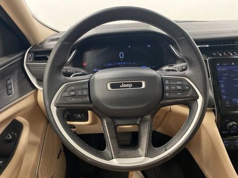 Used 2021 Jeep Grand Cherokee L Limited image 19