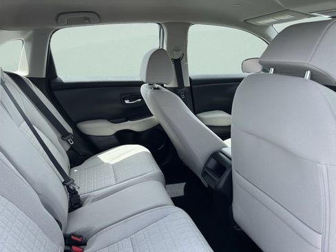 Used 2025 Honda HR-V LX image 21