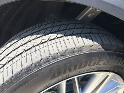 Certified 2023 Acura MDX SH-AWD w/ Advance Package image 12