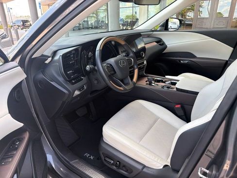 Certified 2025 Lexus RX 350 Premium Plus w/ Accessory Package (Z1) FWD image 5