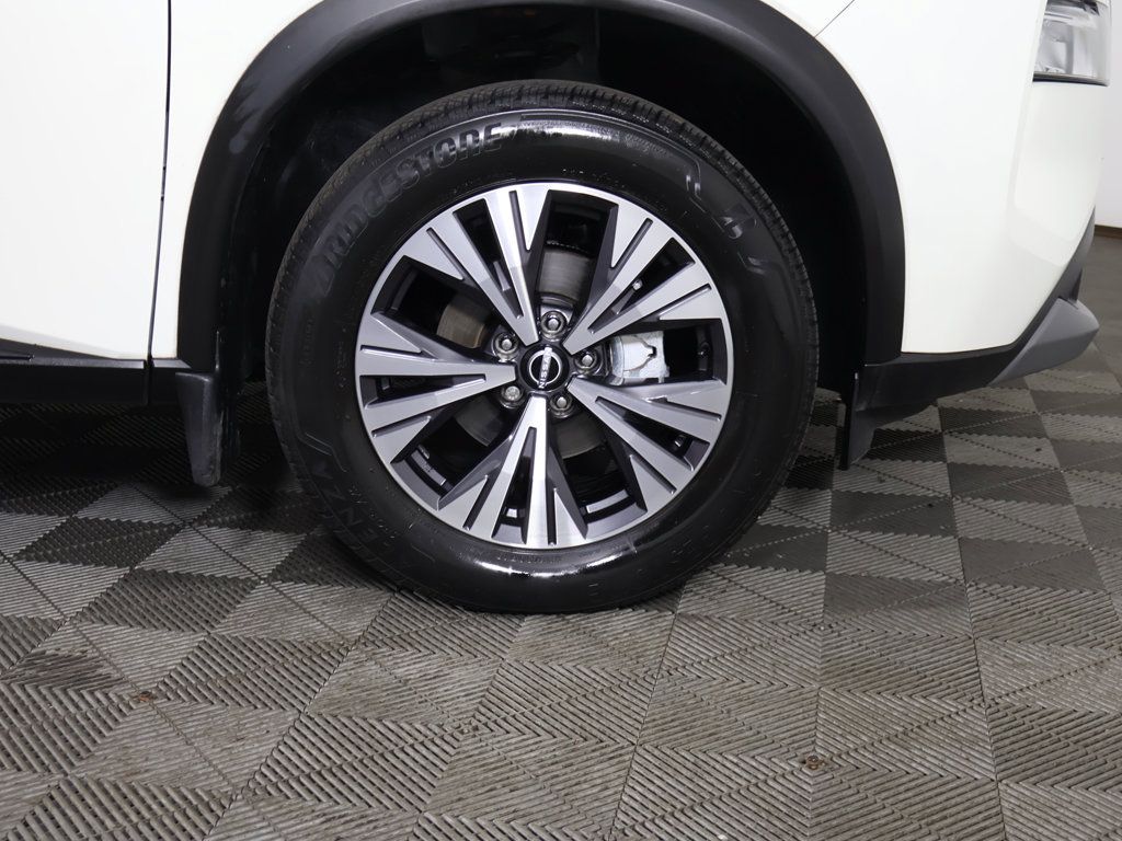 Used 2023 Nissan Rogue SV AWD/4WD image 19