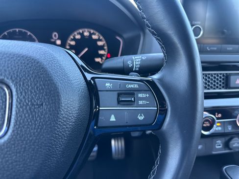Used 2023 Honda Civic Sport image 19