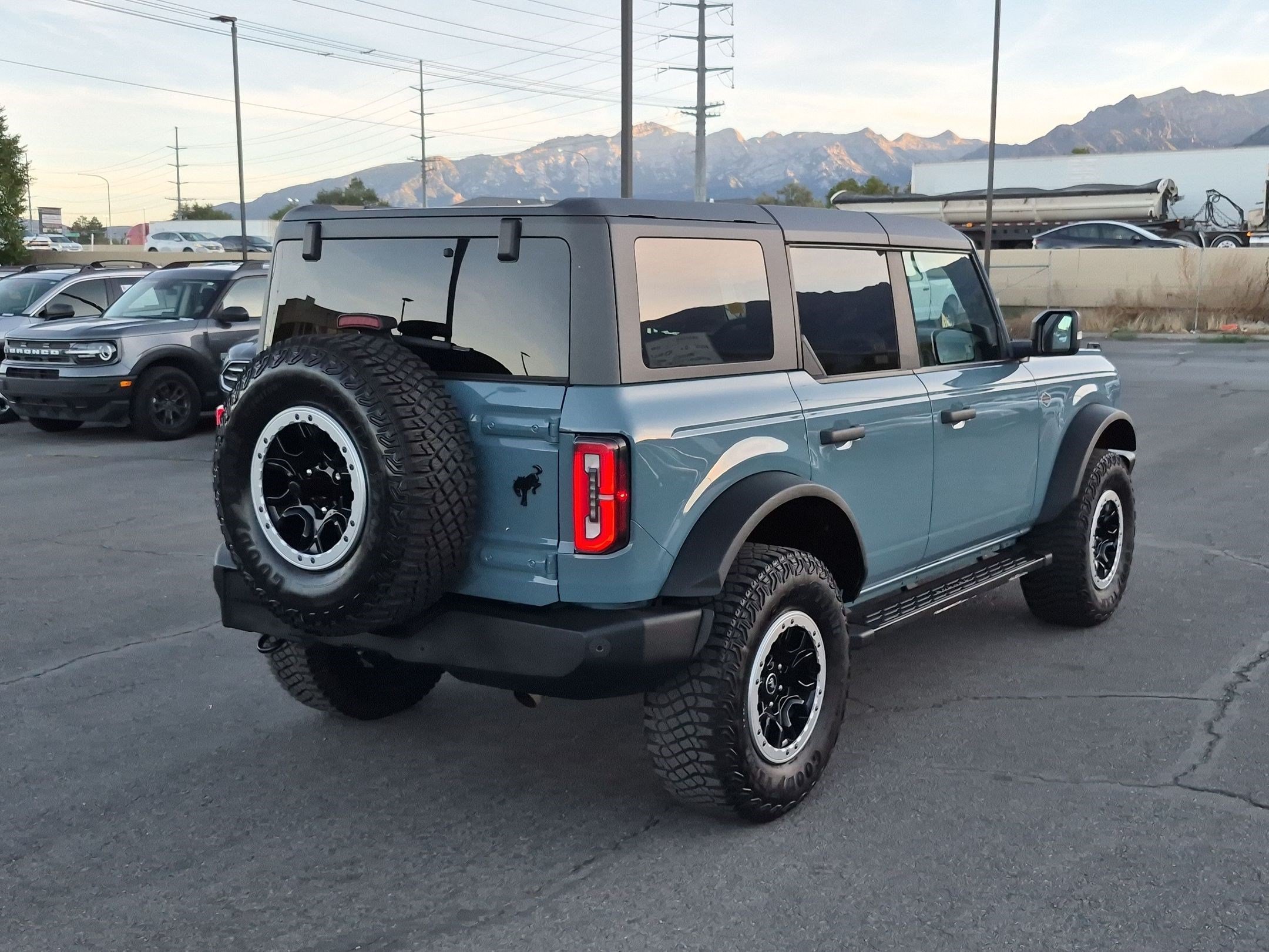 Used 2023 Ford Bronco Wildtrak AWD/4WD image 3