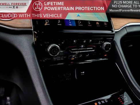 Used 2022 Jeep Grand Cherokee Summit image 22