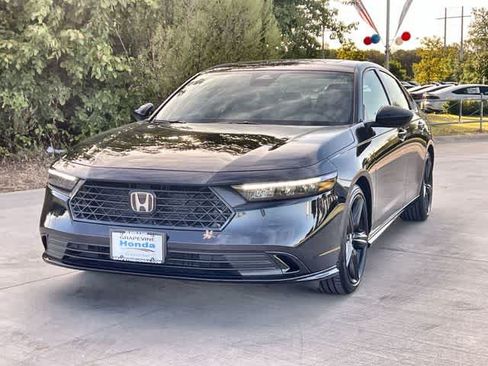 Used 2026 Honda Accord Sport image 2