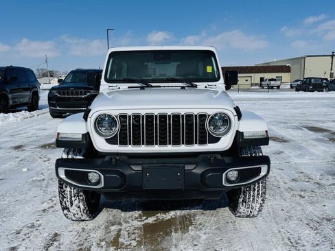 Used 2024 Jeep Wrangler Sahara w/ Safety Group image 31