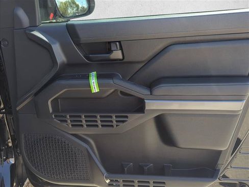 Used 2026 Toyota Tacoma SR5 AWD/4WD image 24