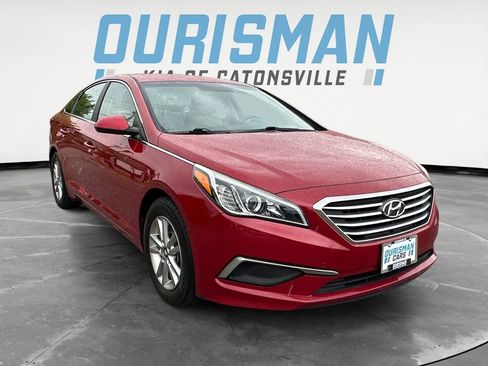 Used 2017 Hyundai Sonata SE FWD image 1