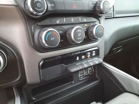 Used 2023 RAM 1500 Big Horn image 21