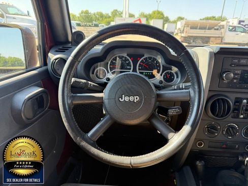 Used 2010 Jeep Wrangler Unlimited Sport AWD/4WD image 11