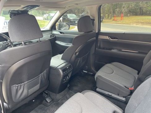 Used 2021 Hyundai Palisade SEL w/ Convenience Package image 11