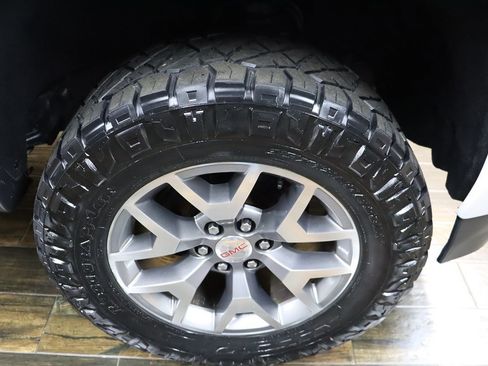 Used 2016 GMC Sierra 1500 SLE image 29