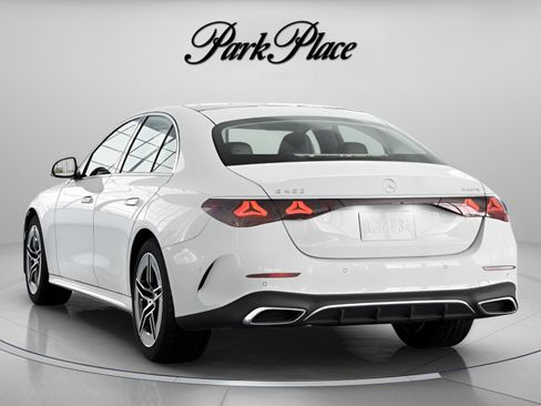 New 2026 Mercedes-Benz E 450 4MATIC Sedan image 15