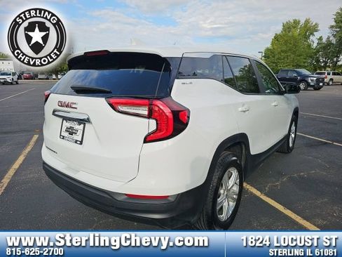Used 2024 GMC Terrain SLE FWD image 4