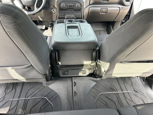 Used 2023 Chevrolet Silverado 1500 Custom AWD/4WD image 17