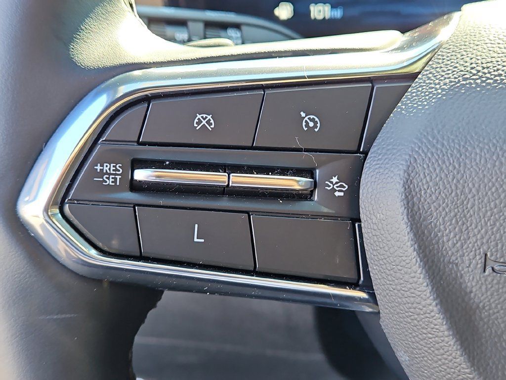 Used 2025 Chevrolet Equinox ACTIV FWD image 27