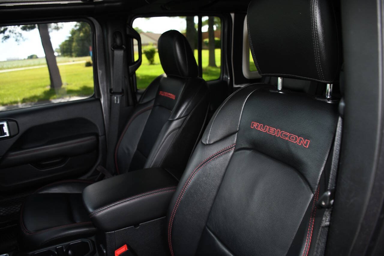Used 2018 Jeep Wrangler Unlimited Rubicon AWD/4WD image 12