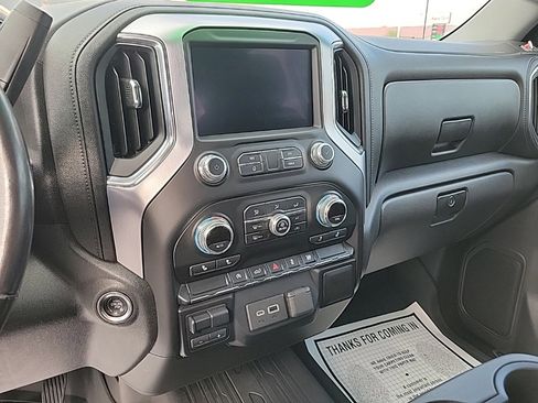 Used 2020 GMC Sierra 1500 Elevation w/ Elevation Value Package image 9