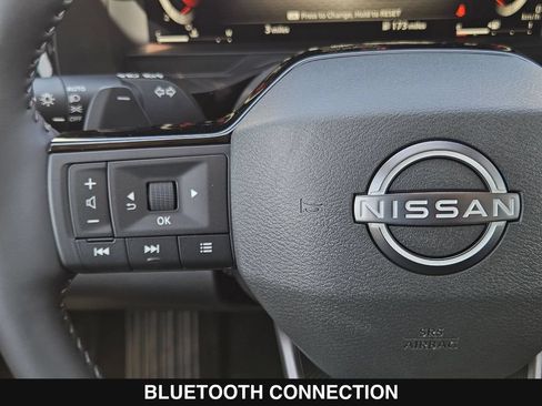 New 2026 Nissan Pathfinder Platinum w/ Accent Package FWD image 27