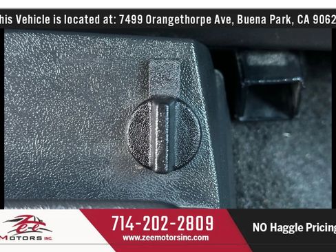 Used 1993 GMC Jimmy 4WD 2-Door image 25