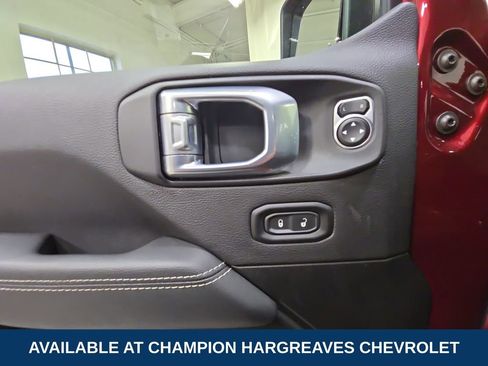 Used 2021 Jeep Gladiator Overland w/ Popular Equipment Package image 31