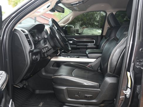 Used 2022 RAM 2500 Laramie AWD/4WD image 7