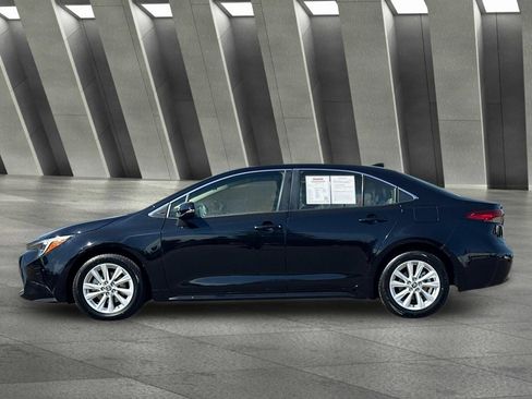 Used 2024 Toyota Corolla XLE FWD image 7