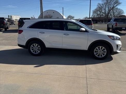Used 2020 Kia Sorento LX w/ LX I4 Convenience Package AWD/4WD image 5