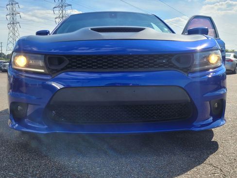 Used 2020 Dodge Charger Scat Pack RWD image 17