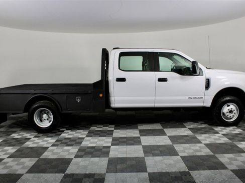 Used 2021 Ford F350 XL w/ Power Equipment Group image 8