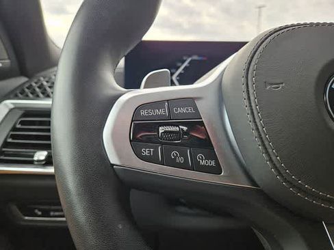 Used 2026 BMW X7 xDrive40i image 25