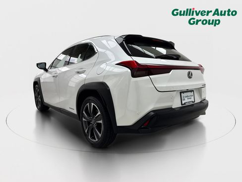 Used 2020 Lexus UX 250h w/ Accessory Package 2 AWD/4WD image 5