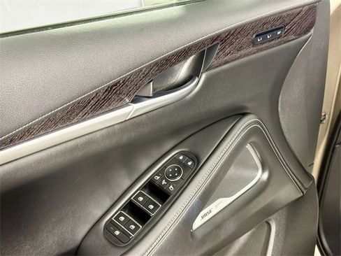 Used 2022 INFINITI QX60 Sensory image 17