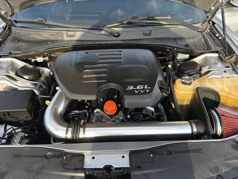 Used 2018 Dodge Charger SXT Plus RWD image 17
