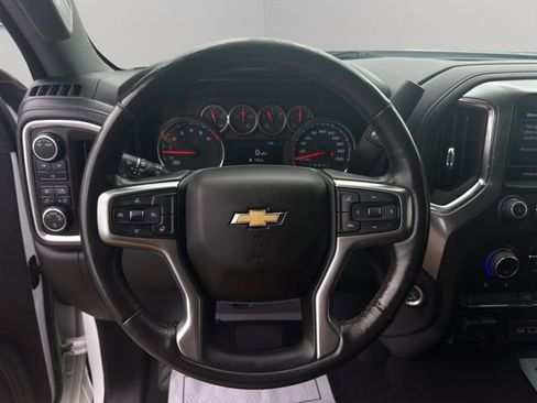 Used 2022 Chevrolet Silverado 2500 LT image 42
