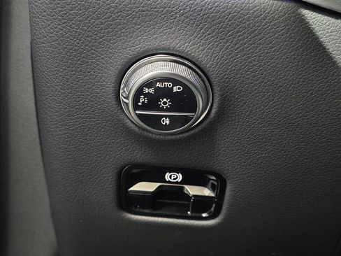 New 2026 Mercedes-Benz GLC 300 4MATIC image 38