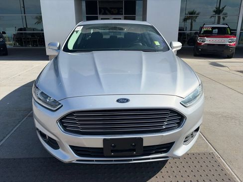 Used 2014 Ford Fusion SE w/ Equipment Group 202A FWD image 10