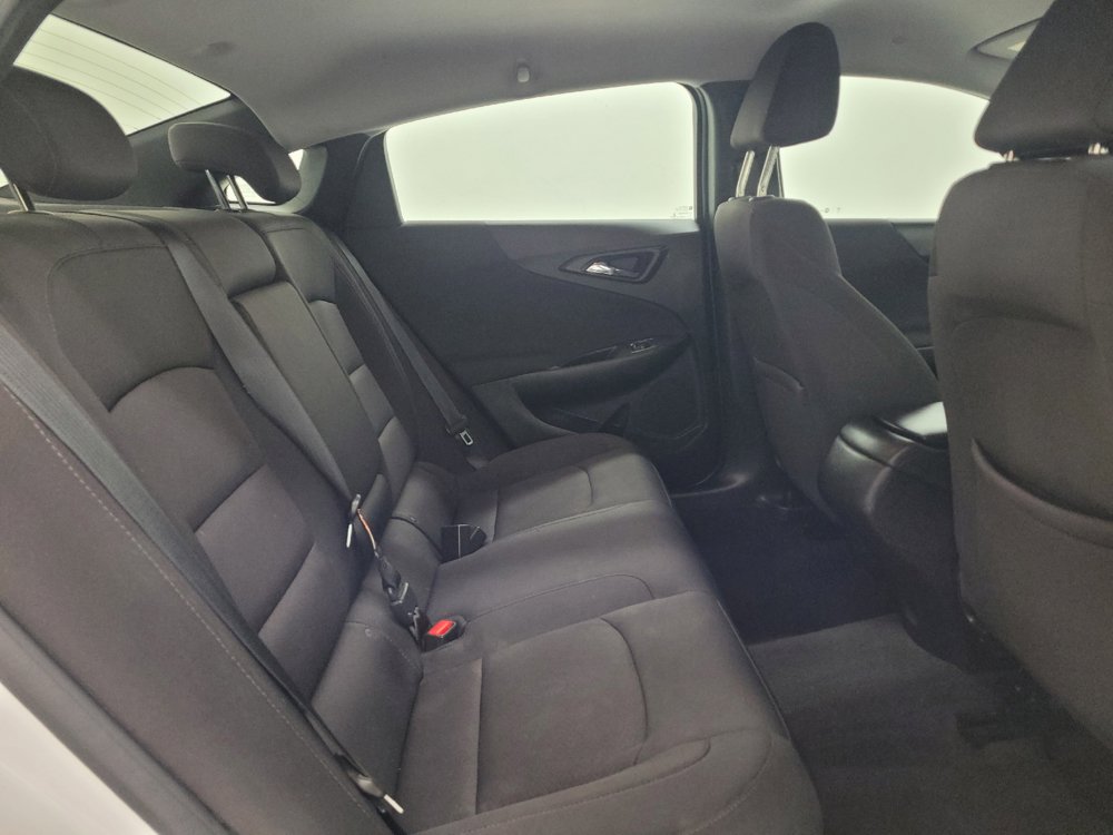 Used 2018 Chevrolet Malibu LS FWD image 19