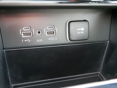 Used 2023 Jeep Grand Cherokee Overland image 21