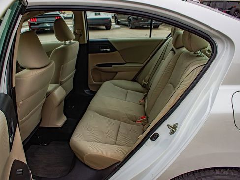 Used 2016 Honda Accord LX image 14