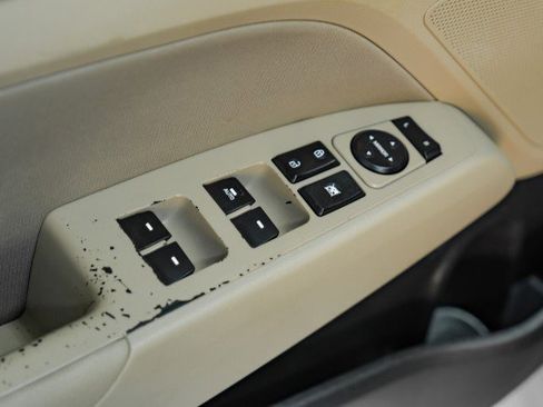 Used 2020 Hyundai Elantra Value Edition image 40