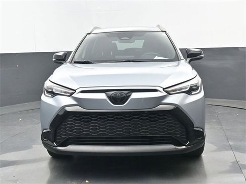 Used 2024 Toyota Corolla Cross SE w/ Moonroof Package image 23