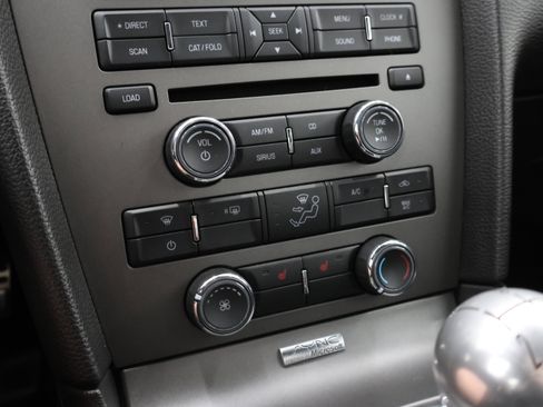 Used 2010 Ford Mustang GT Premium RWD image 41