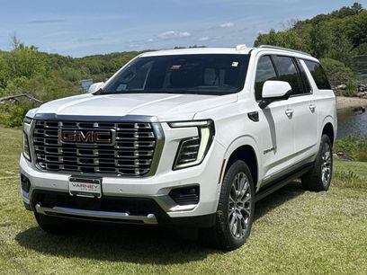 New 2026 GMC Yukon XL Denali w/ Sun & Power Step Package