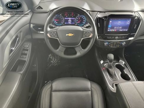 Used 2024 Chevrolet Traverse LT AWD/4WD image 24