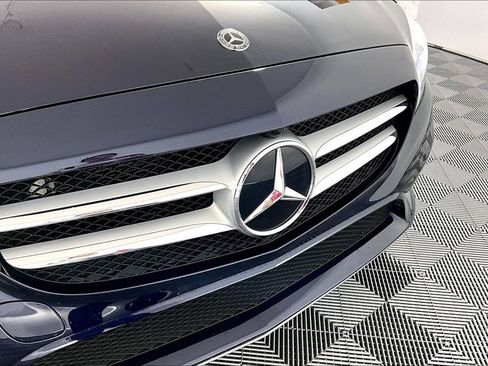 Used 2019 Mercedes-Benz C 300 4MATIC Sedan image 30